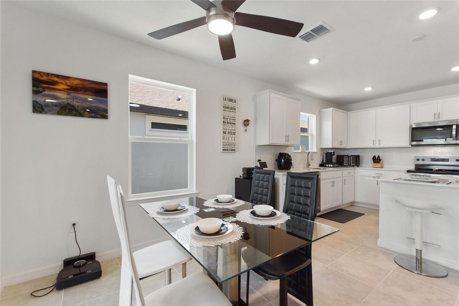 Image 29 of 39 For 423 Pine Tree Boulevard