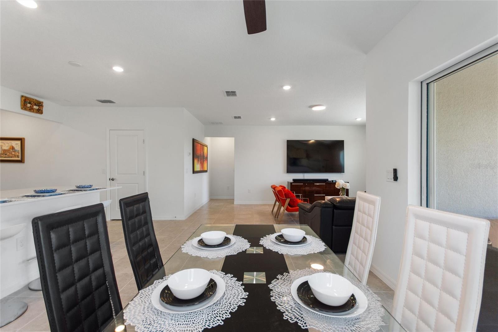 Image 31 of 39 For 423 Pine Tree Boulevard