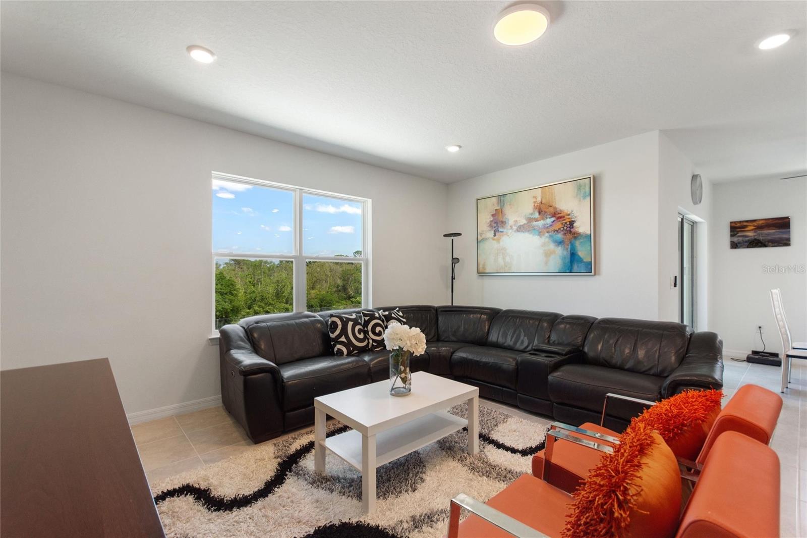 Image 33 of 39 For 423 Pine Tree Boulevard
