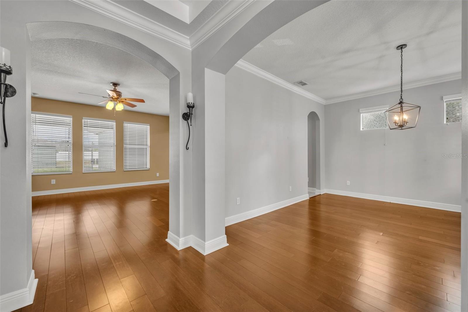 Image 14 of 72 For 13505 Phoenix Drive
