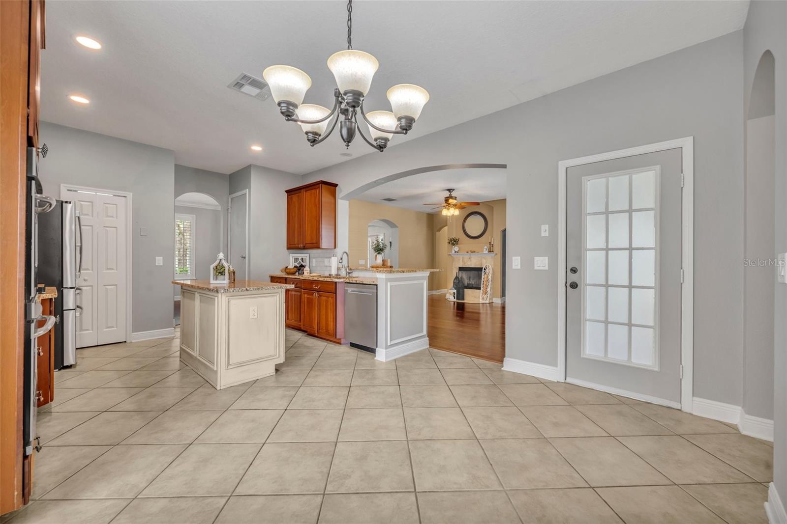 Image 31 of 72 For 13505 Phoenix Drive