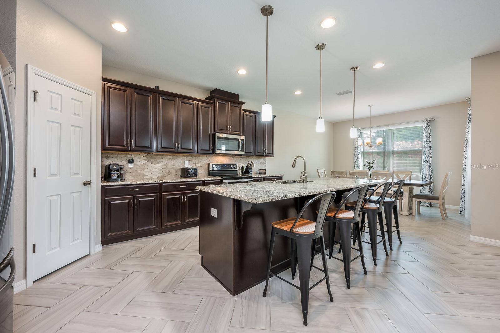 Image 4 of 28 For 2938 Bushmead Court