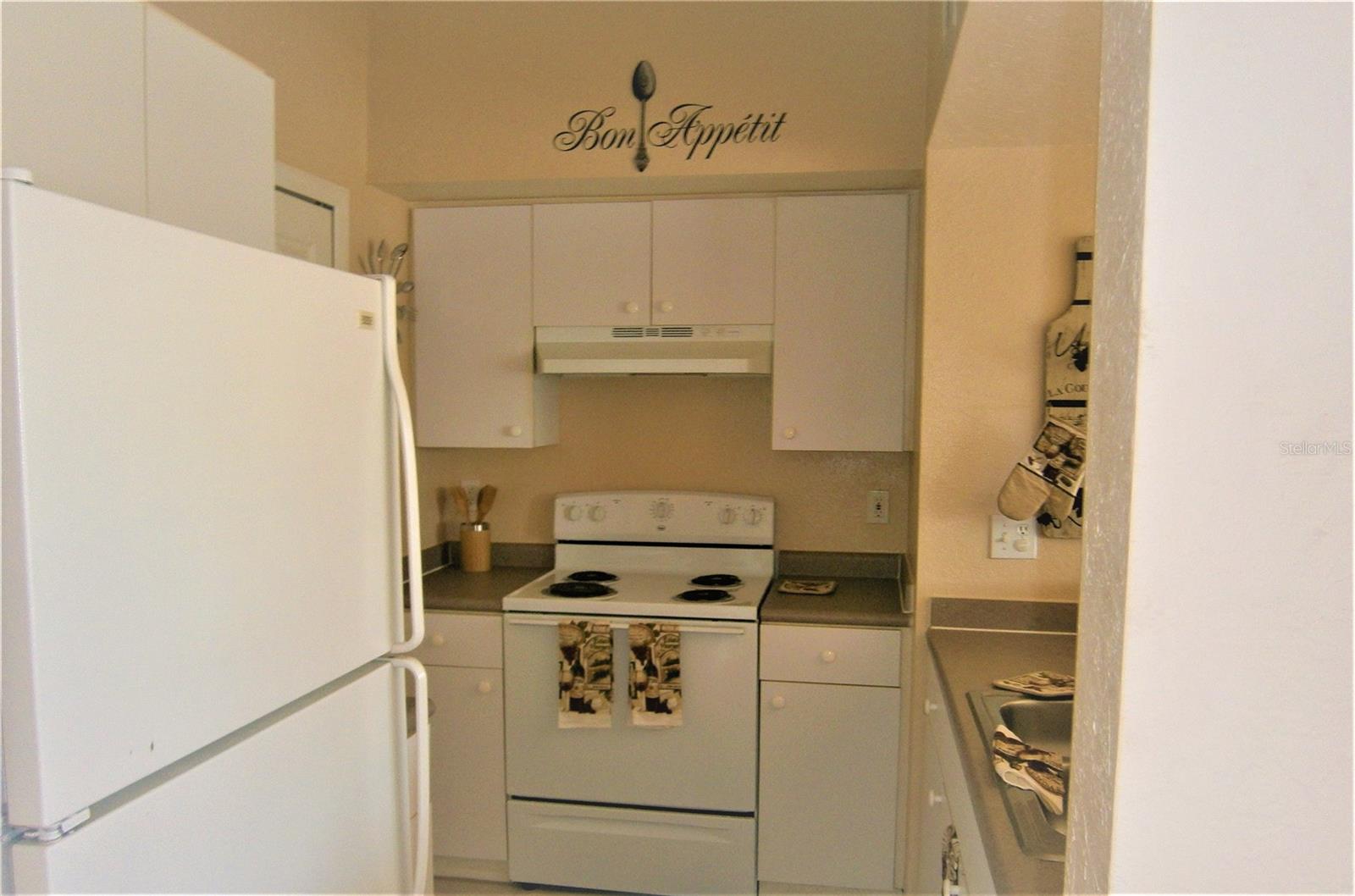 Image 3 of 9 For 2302 Midtown Terrace 1216