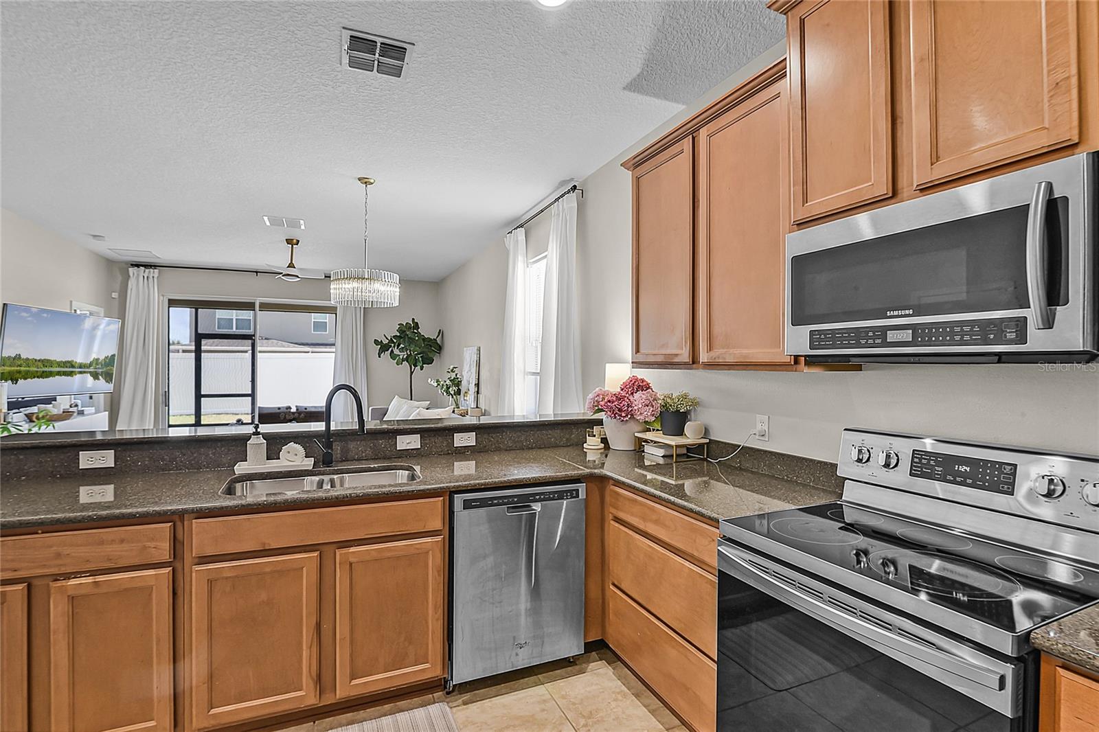 Image 11 of 43 For 2024 Beardsley Drive
