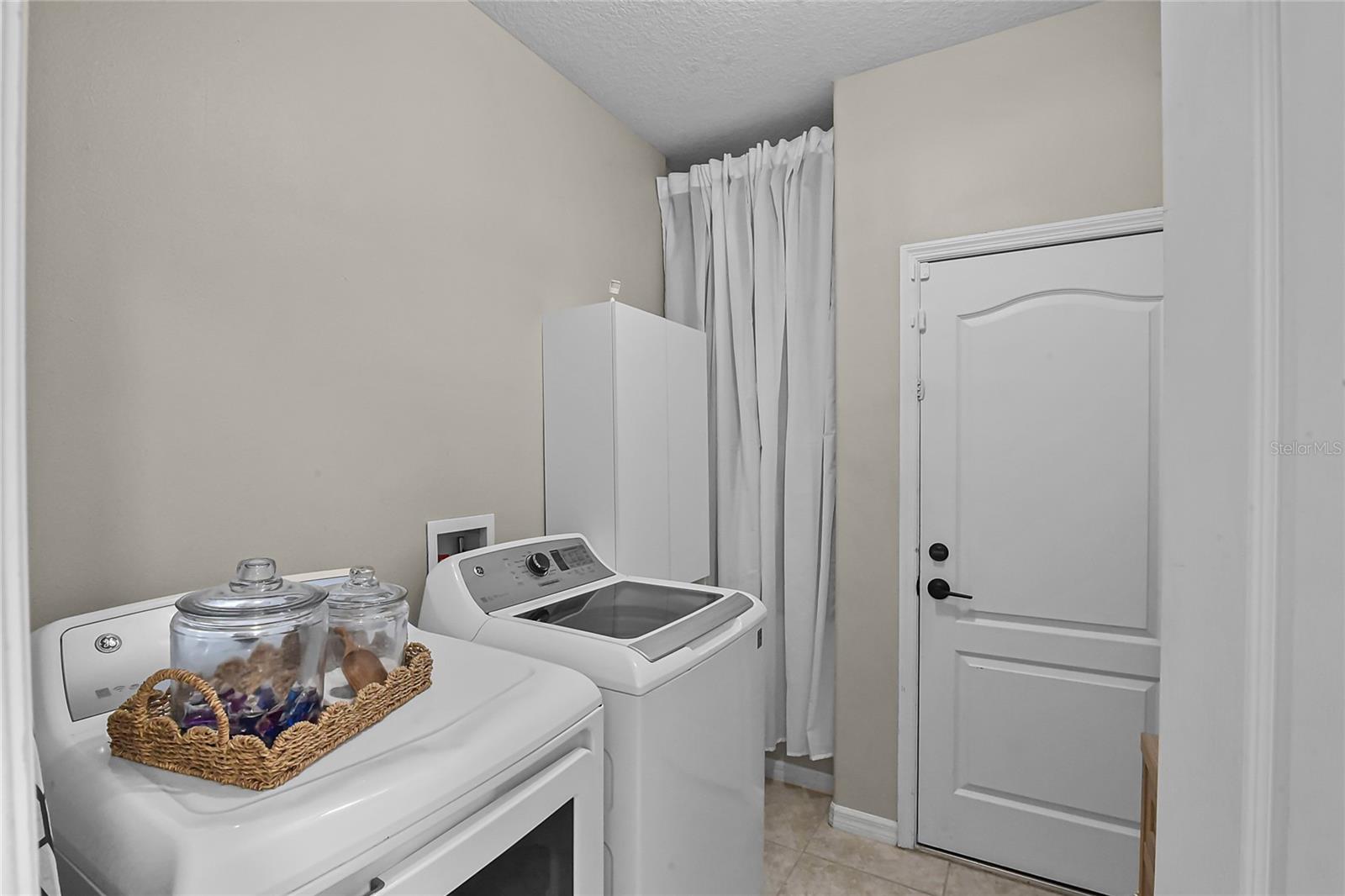 Image 24 of 43 For 2024 Beardsley Drive