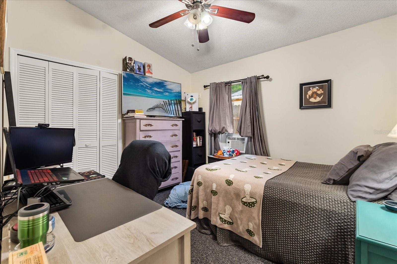 Image 21 of 31 For 7951 Chediston Circle
