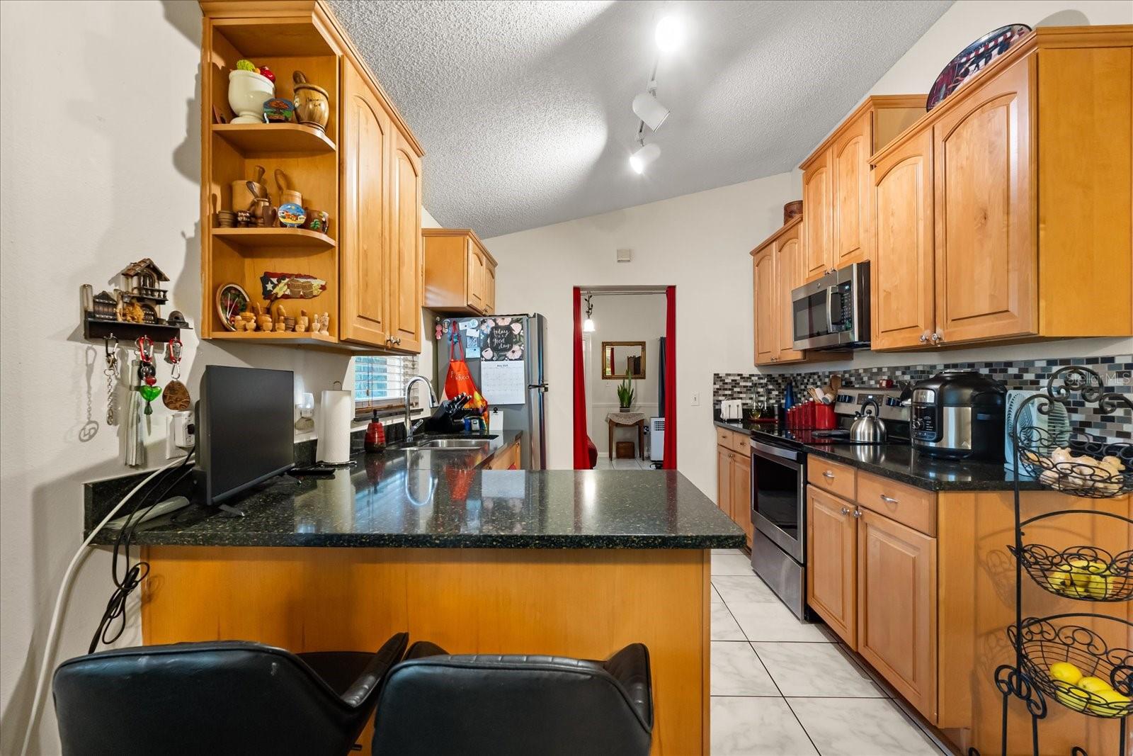 Image 7 of 31 For 7951 Chediston Circle