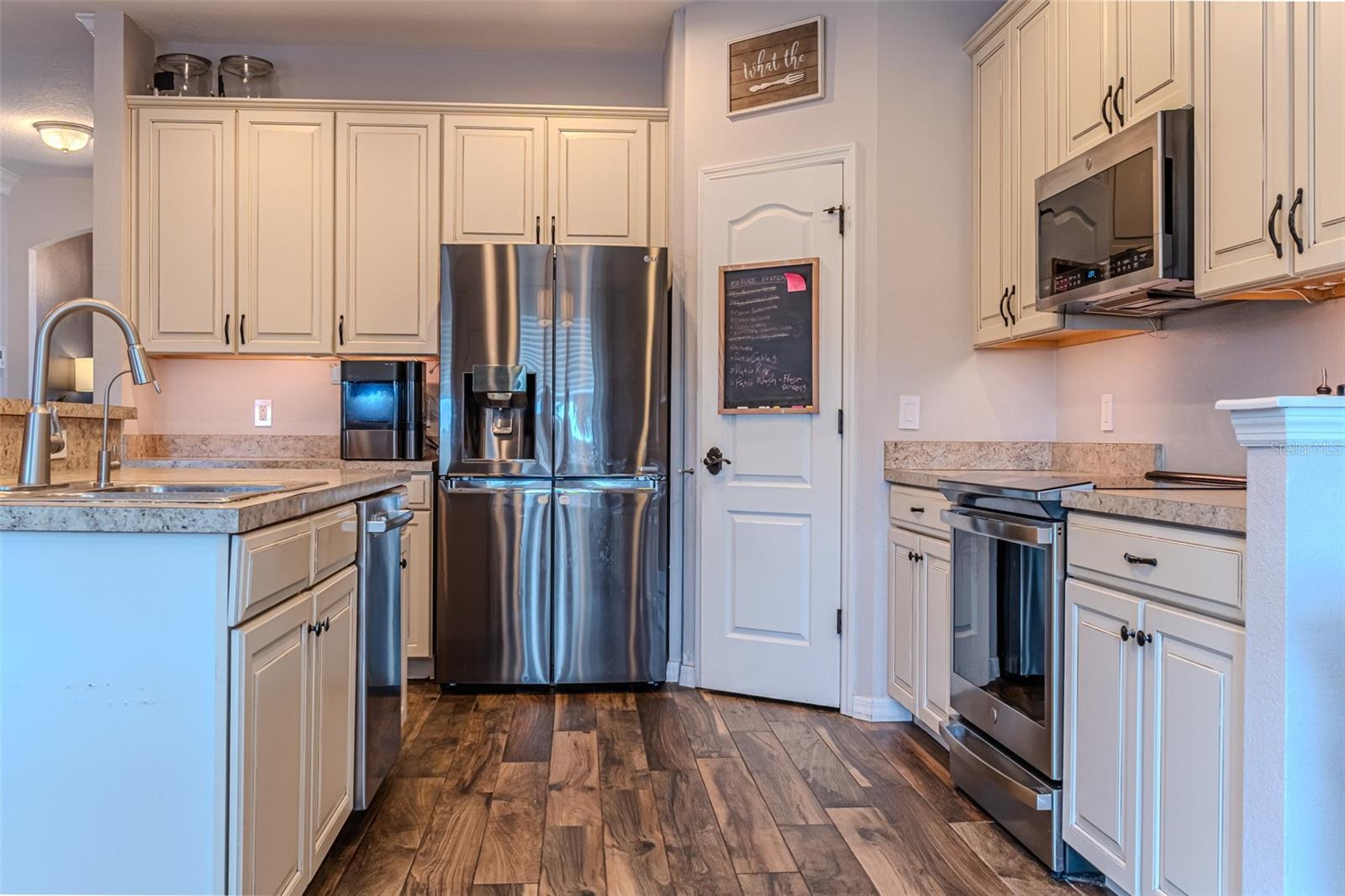 Image 11 of 51 For 459 Millwood Place