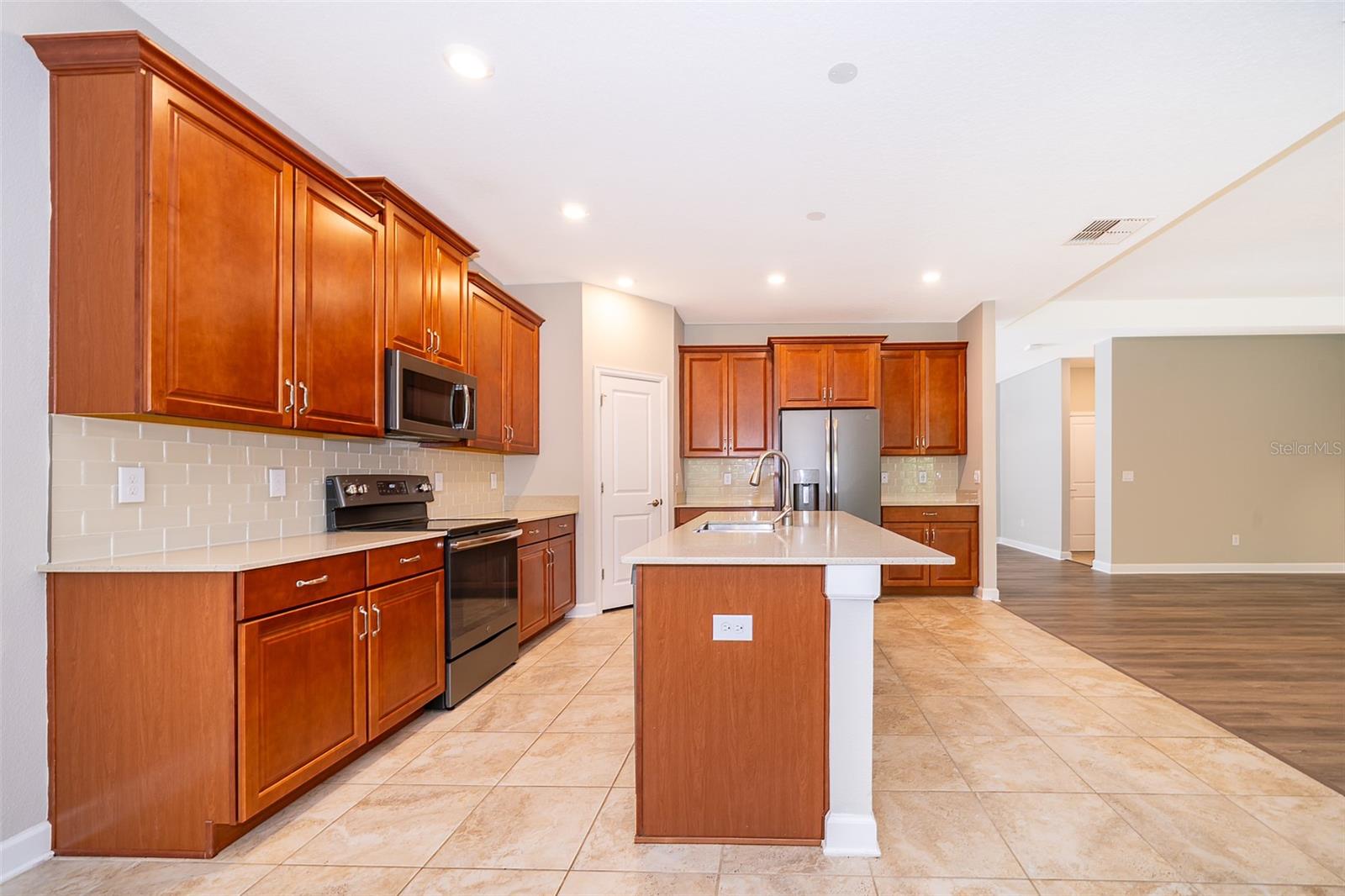 Image 21 of 36 For 11054 Cyrilla Woods Drive