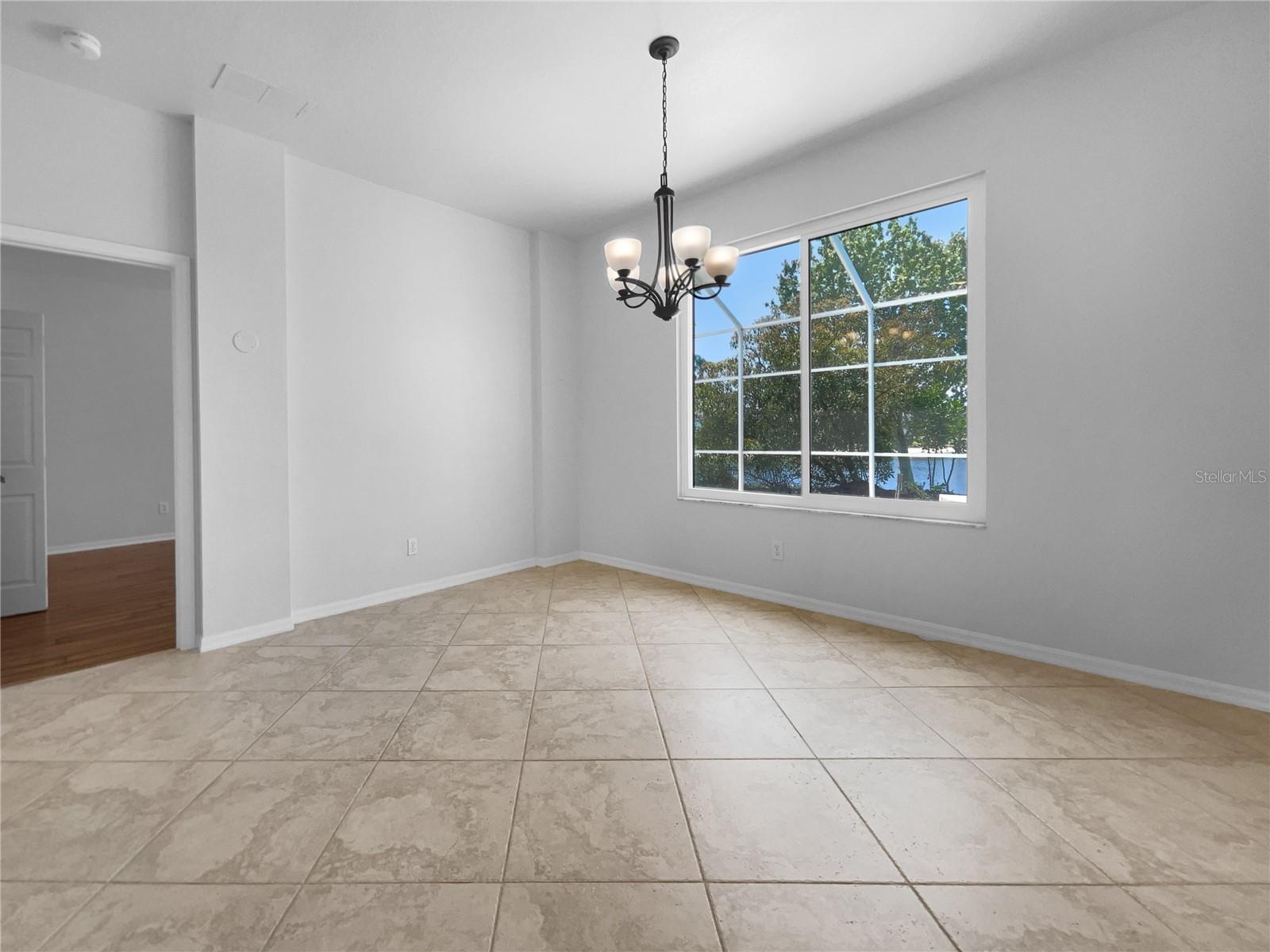Image 16 of 27 For 6370 Sturbridge Court