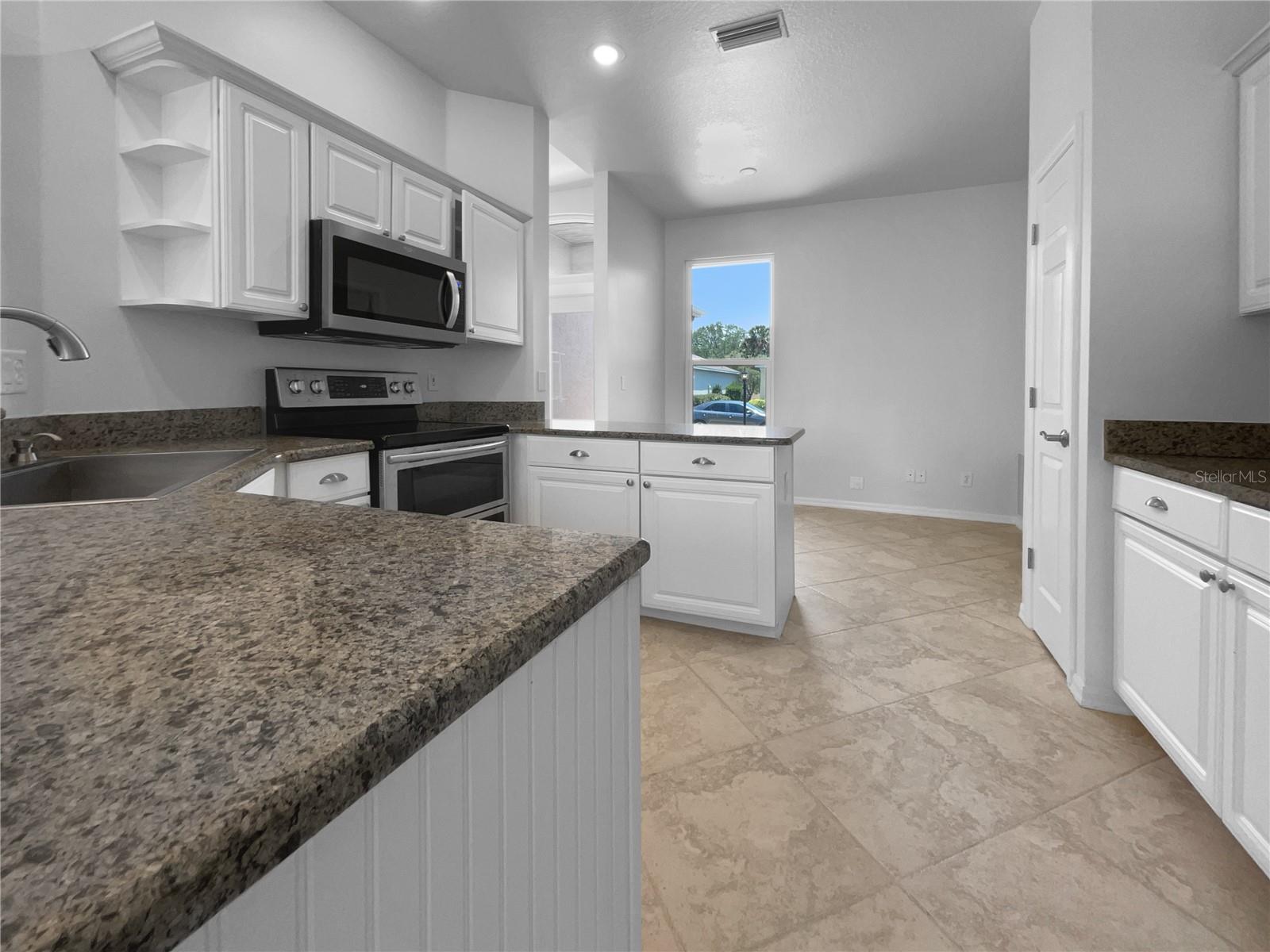 Image 20 of 27 For 6370 Sturbridge Court