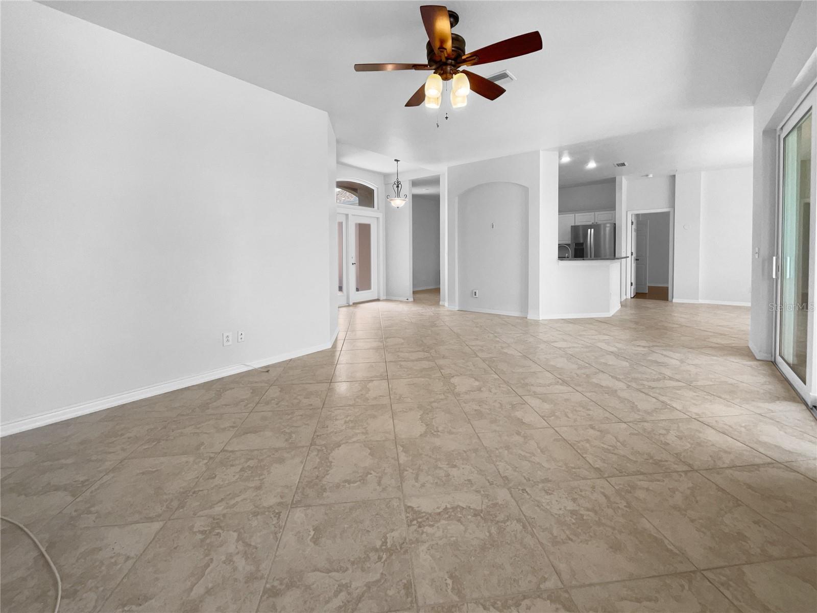 Image 3 of 27 For 6370 Sturbridge Court