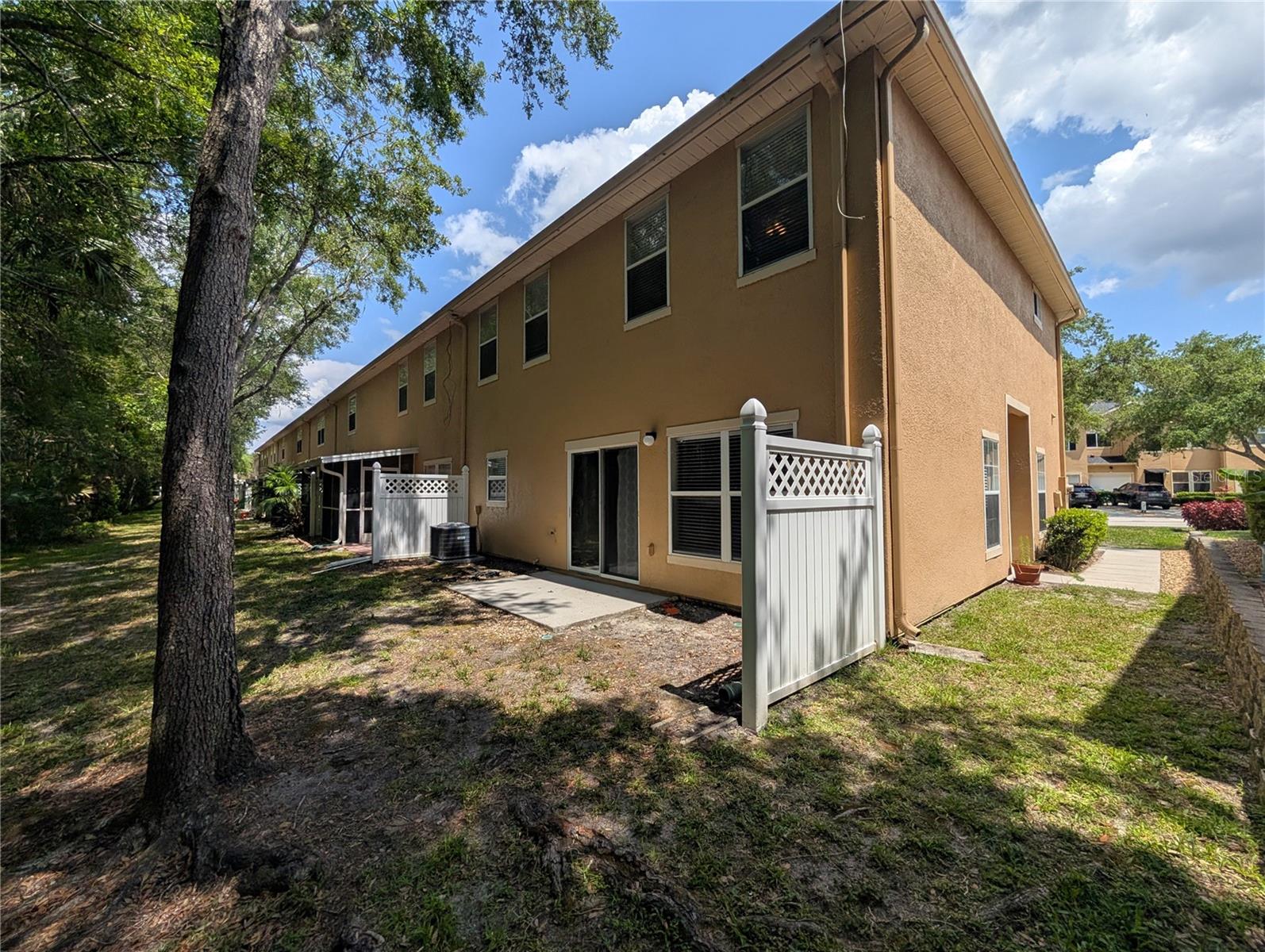 Image 3 of 30 For 6212 Ashbury Palms Drive