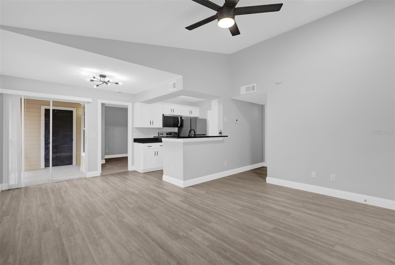 Image 10 of 26 For 1035 Hiawassee Road 2722