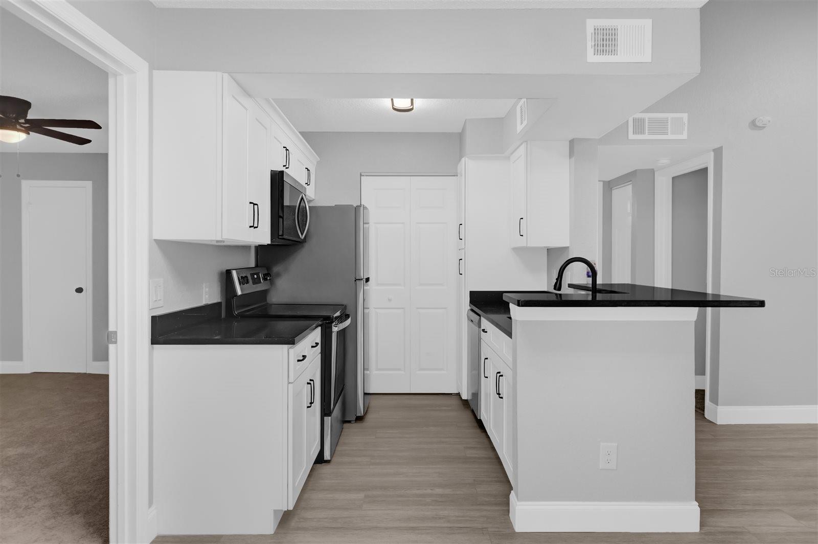 Image 7 of 26 For 1035 Hiawassee Road 2722