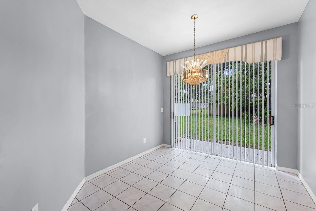 Image 16 of 36 For 1802 Imperial Palm Drive