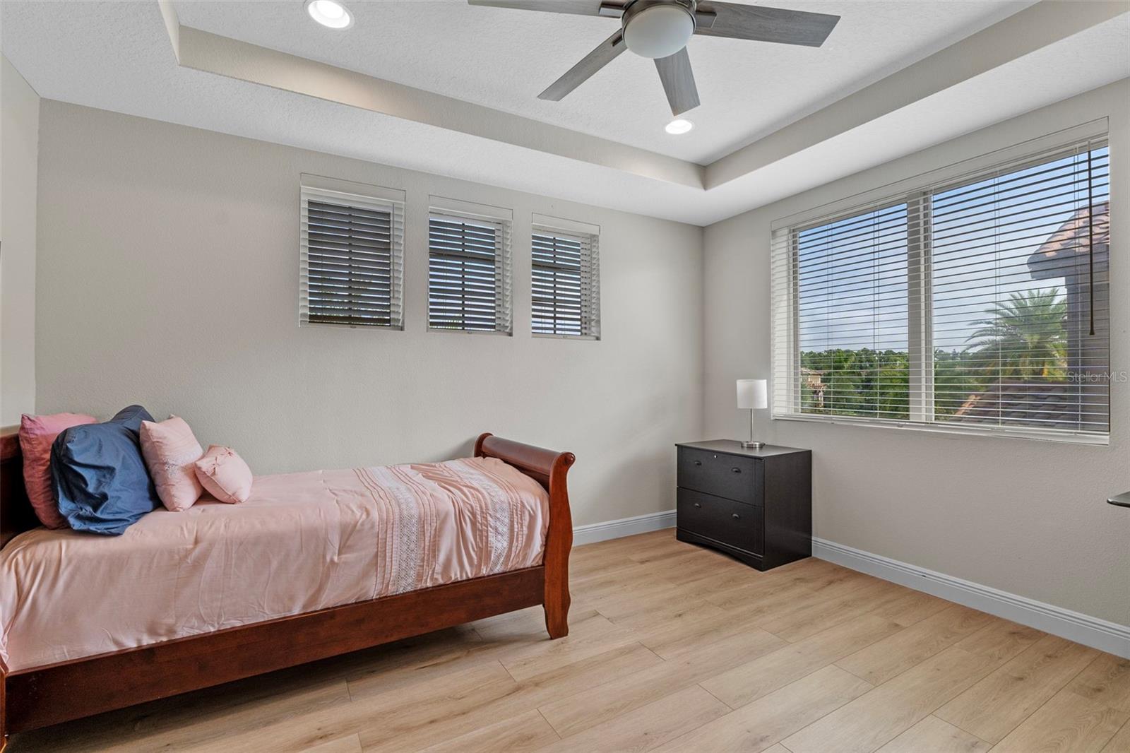 Image 22 of 65 For 10819 Savona Way