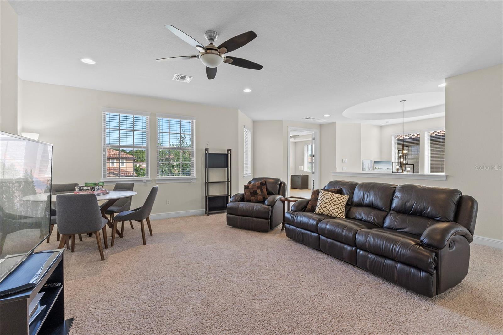 Image 23 of 65 For 10819 Savona Way