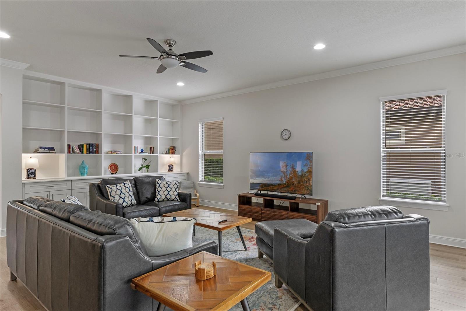 Image 9 of 65 For 10819 Savona Way