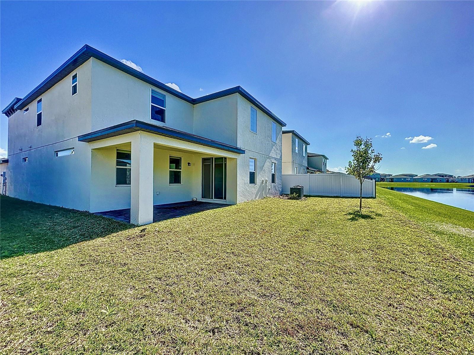 Image 18 of 22 For 1210 Lone Palm Way