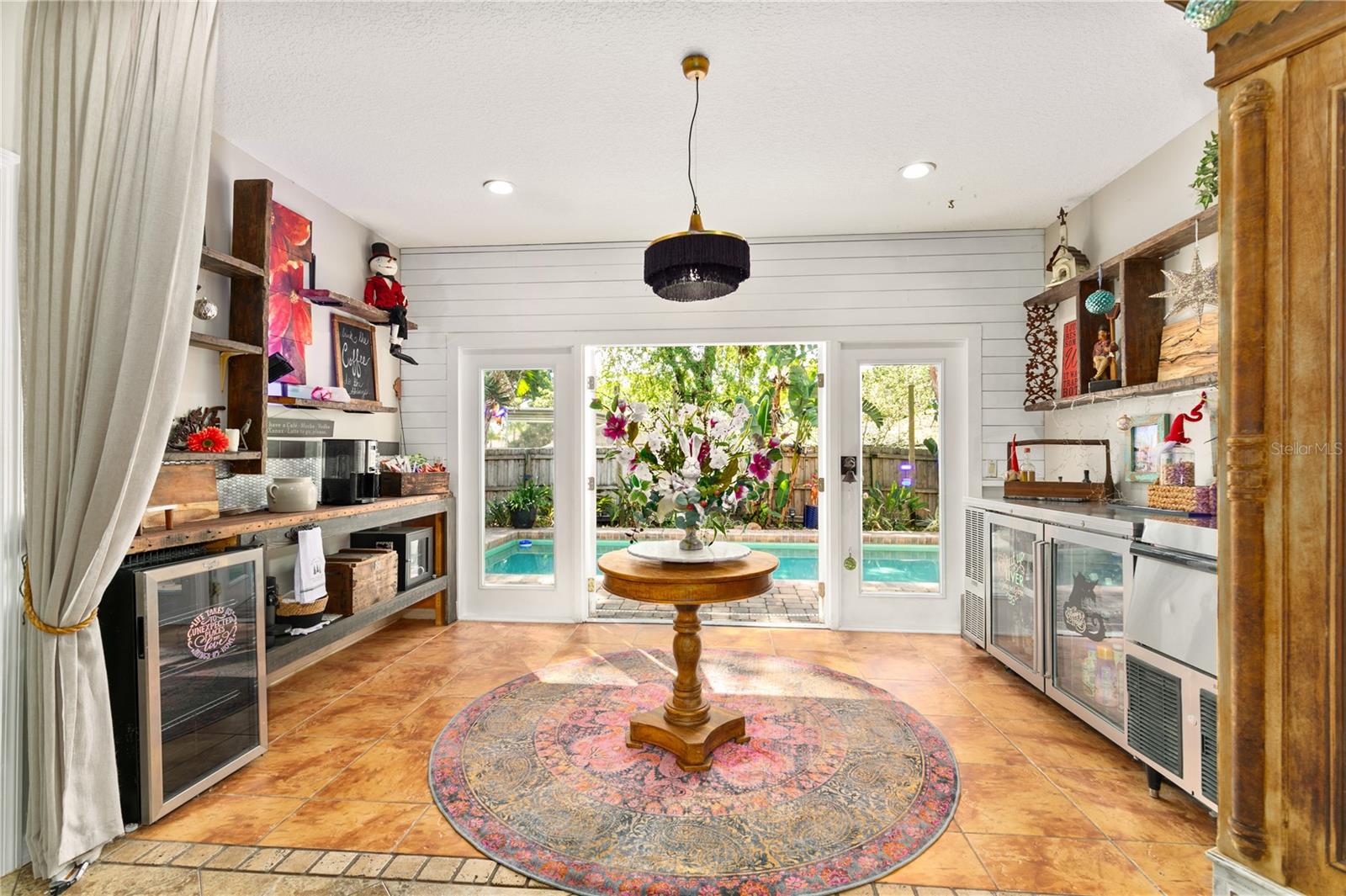 Image 18 of 49 For 2623 Gables Drive