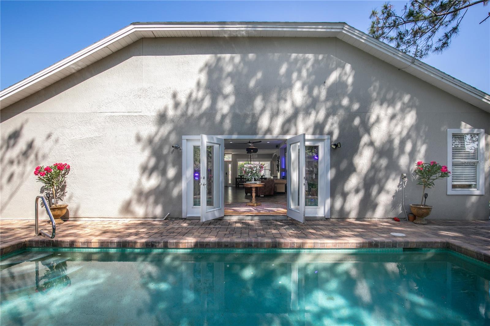 Image 19 of 49 For 2623 Gables Drive