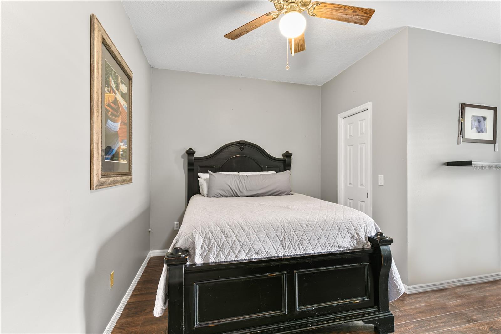 Image 22 of 49 For 2623 Gables Drive