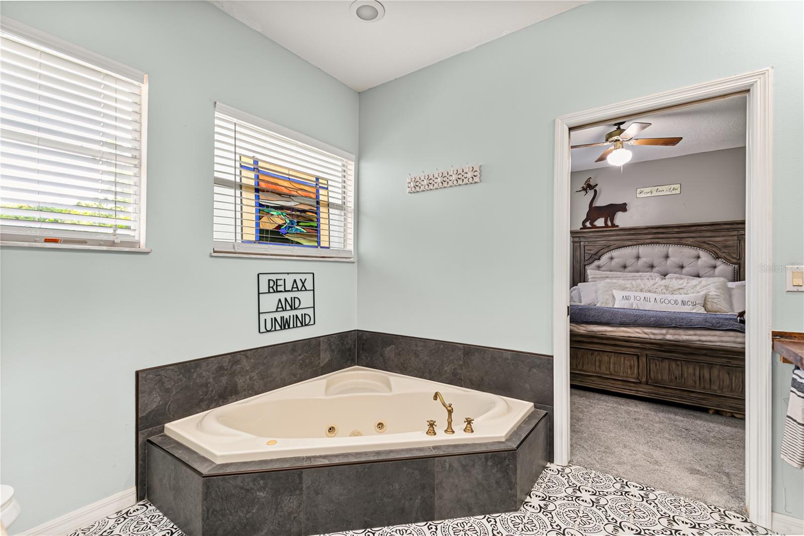 Image 31 of 49 For 2623 Gables Drive