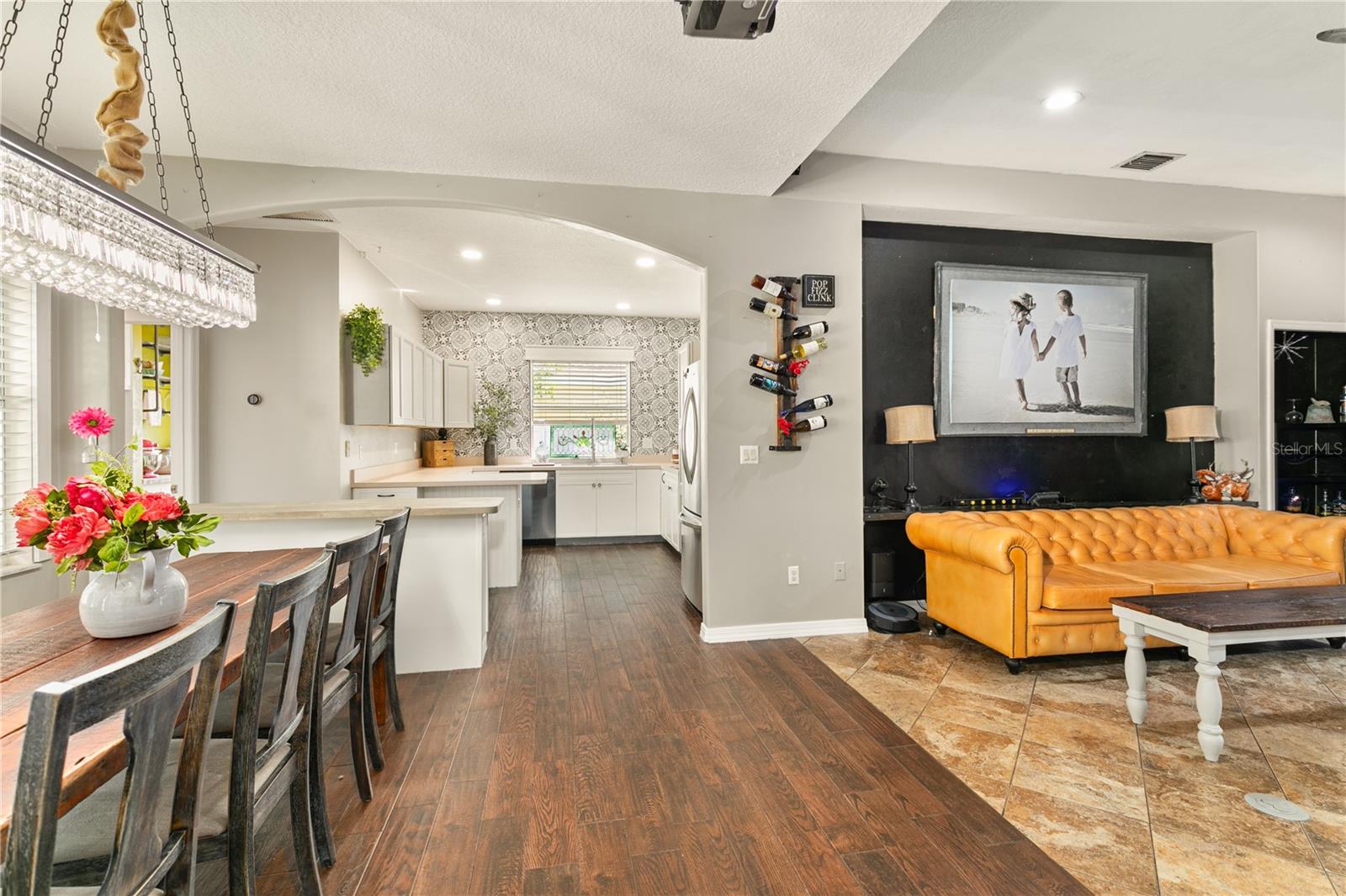 Image 4 of 49 For 2623 Gables Drive