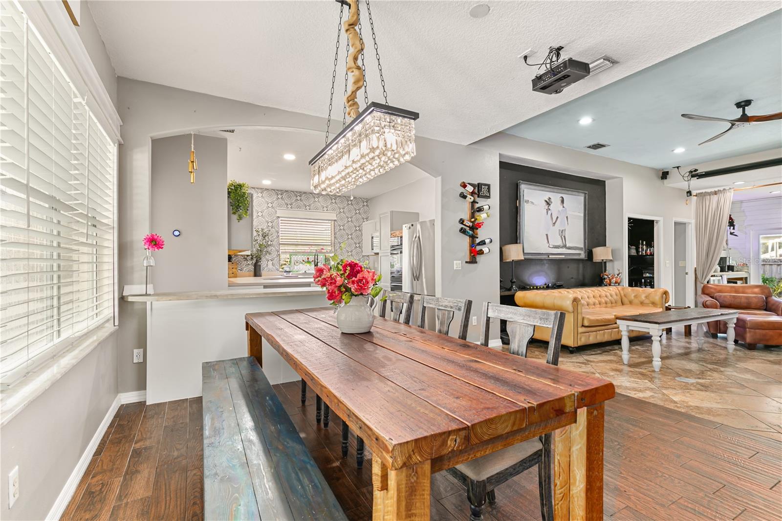 Image 6 of 49 For 2623 Gables Drive
