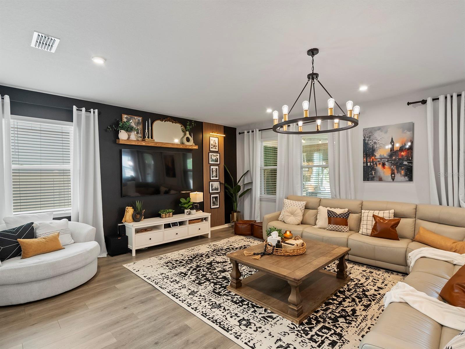 Image 5 of 50 For 5457 Carrara Court