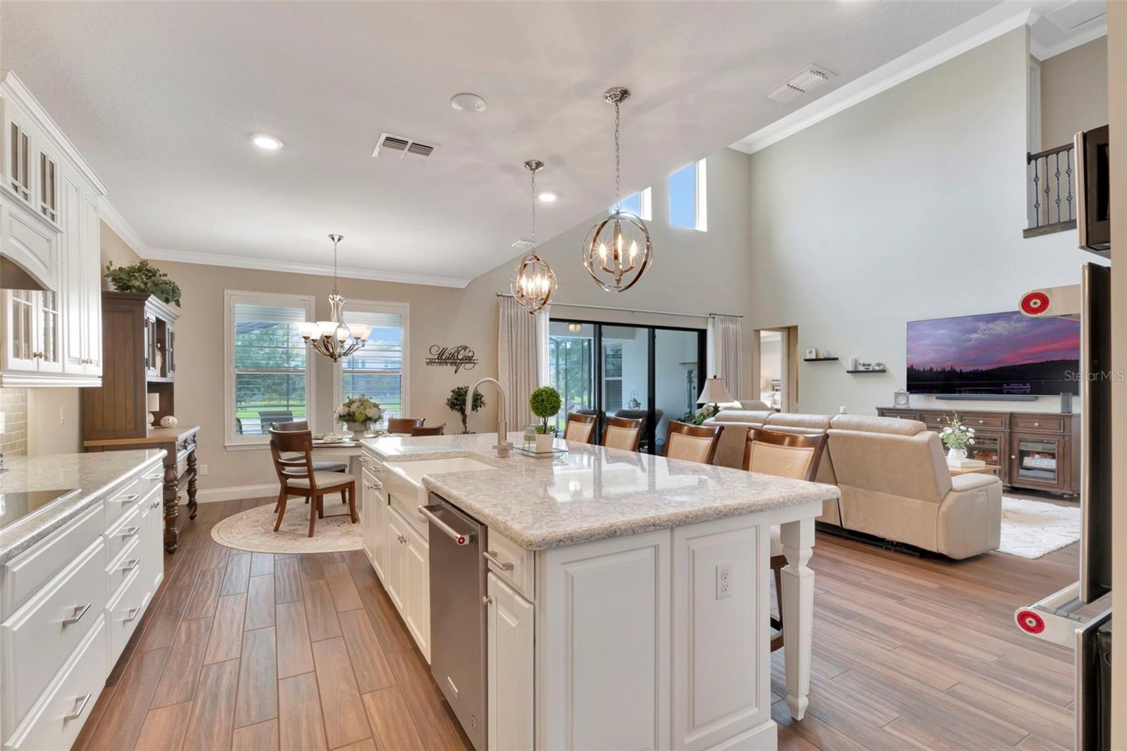 Image 19 of 52 For 10742 Belle Maisons Drive