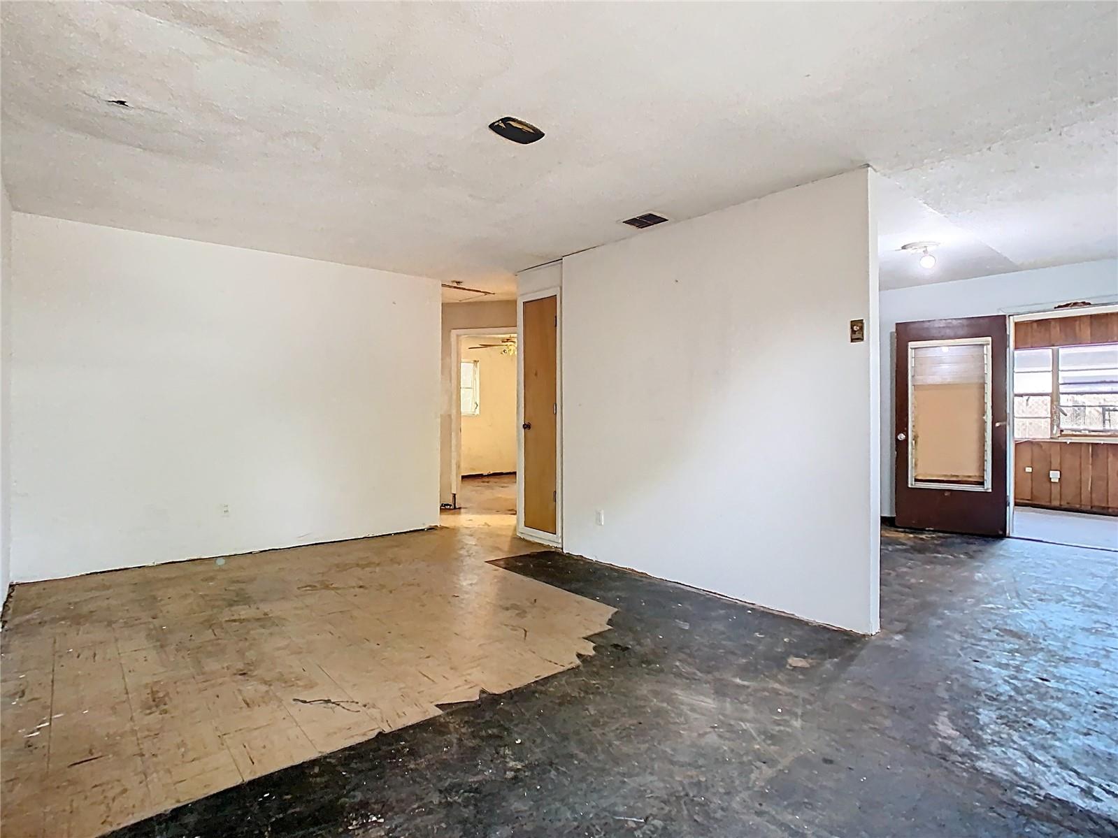 Image 6 of 22 For 1263 Dunbar Street