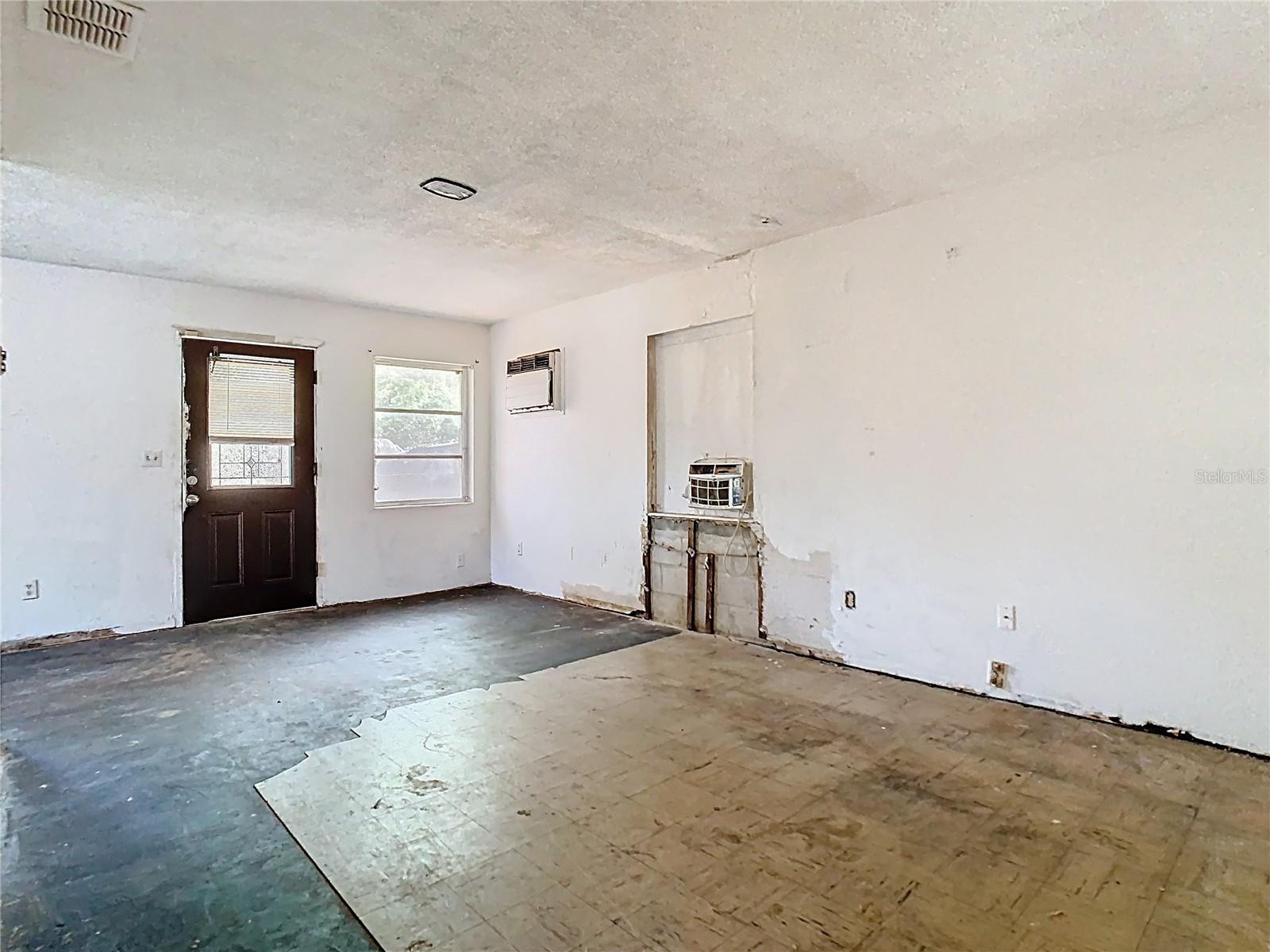 Image 7 of 22 For 1263 Dunbar Street