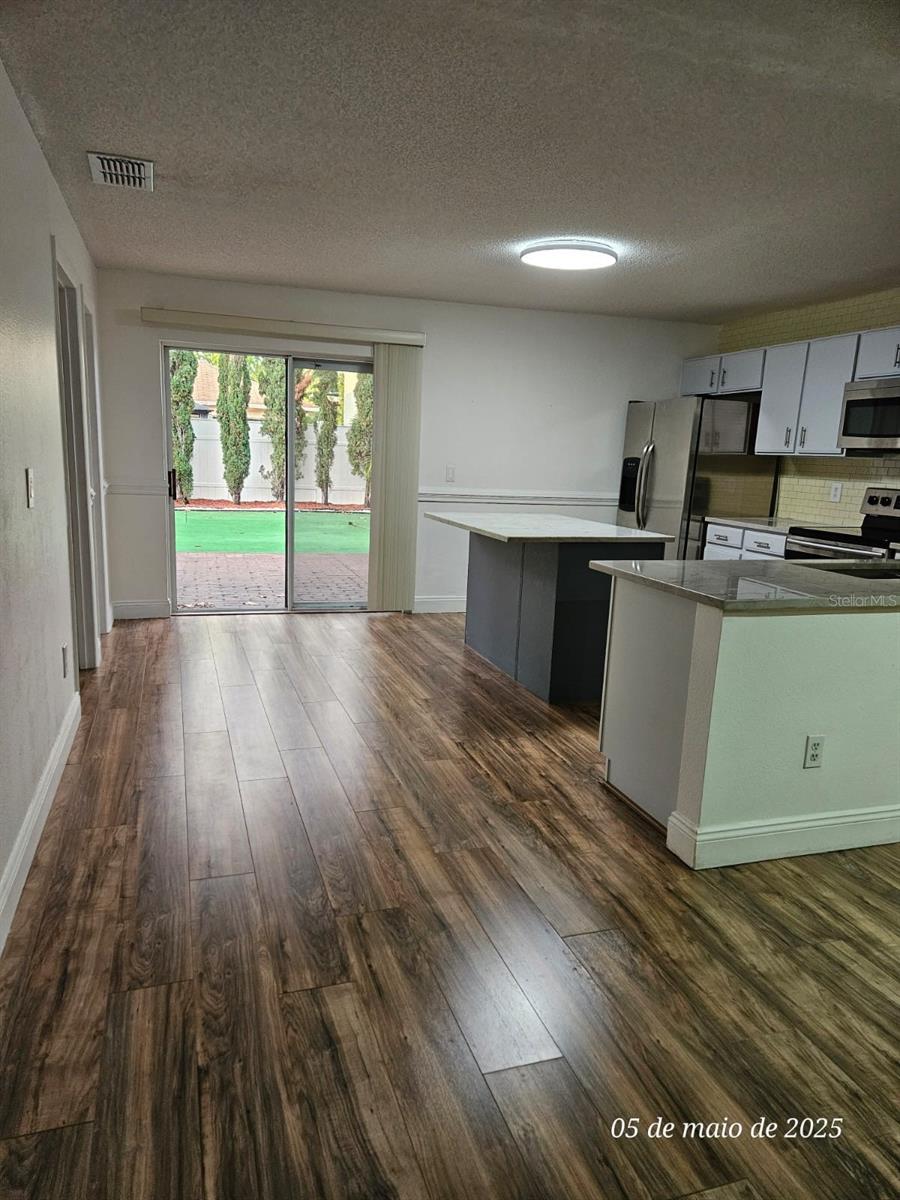 Image 3 of 26 For 1144 Epson Oaks Way