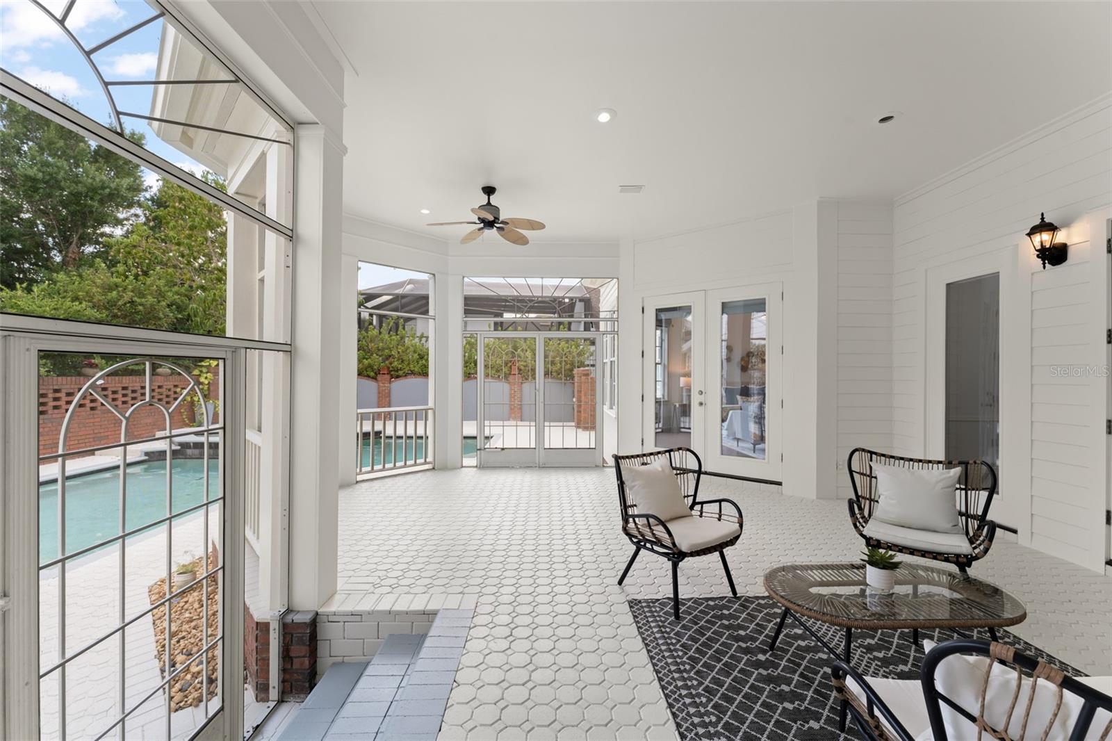 Image 64 of 80 For 506 Golfpark Drive