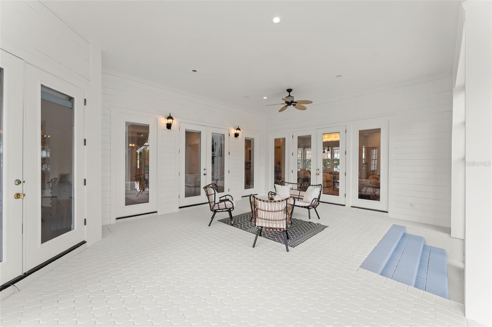 Image 66 of 80 For 506 Golfpark Drive