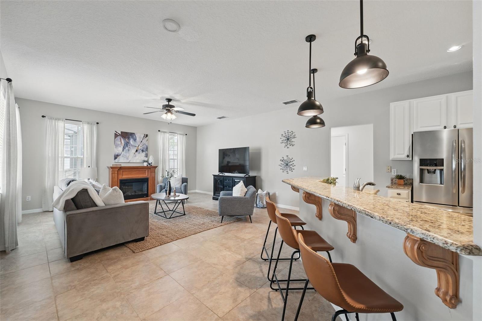Image 11 of 35 For 14848 Bonnybridge Drive