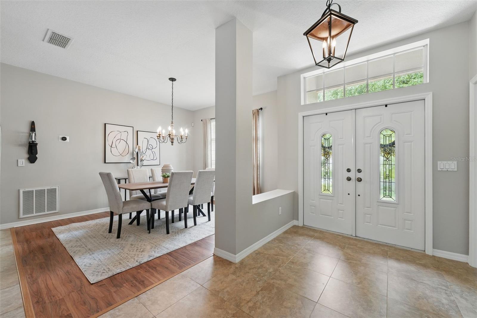 Image 5 of 35 For 14848 Bonnybridge Drive