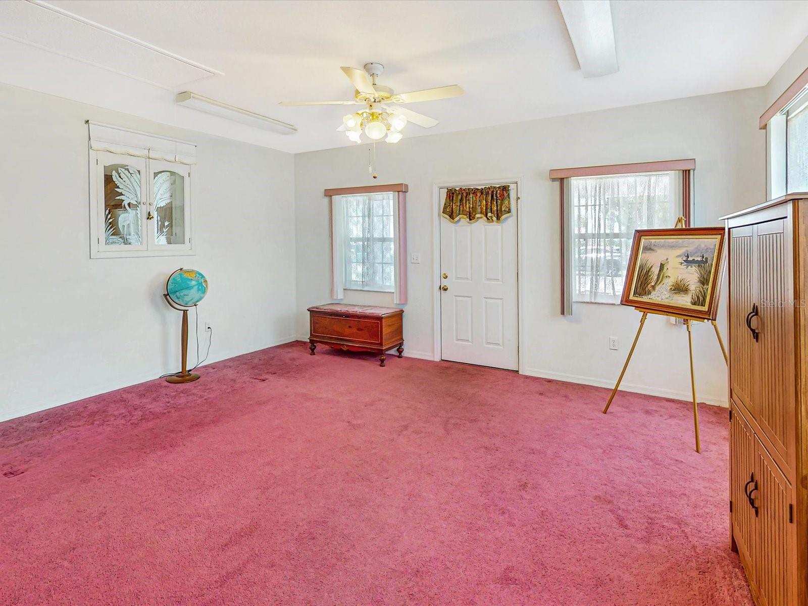 Image 14 of 43 For 413 5th Street S