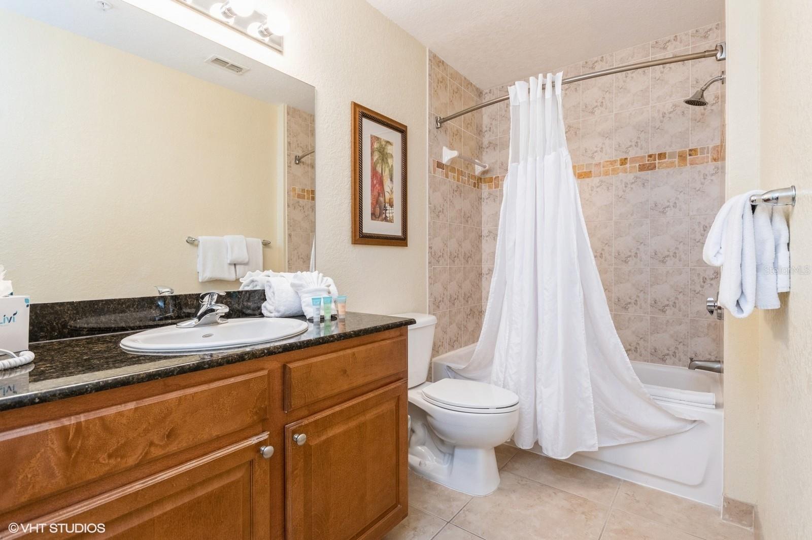 Image 22 of 27 For 8125 Resort Village Drive 51004