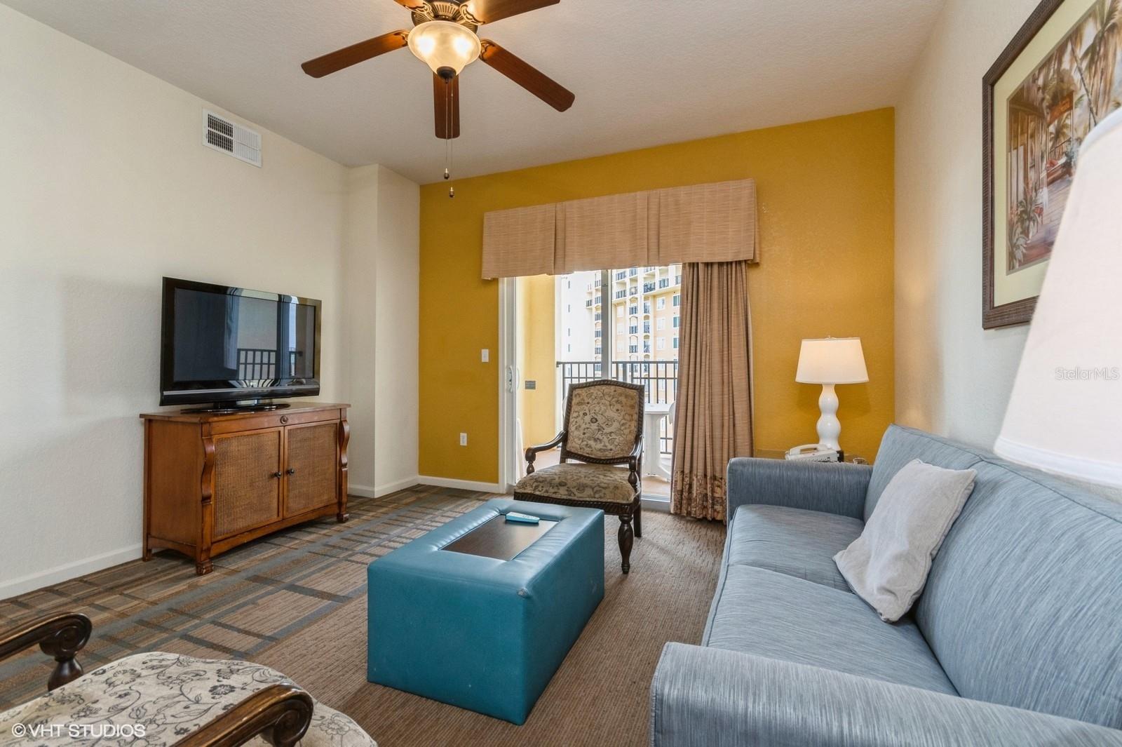 Image 7 of 27 For 8125 Resort Village Drive 51004
