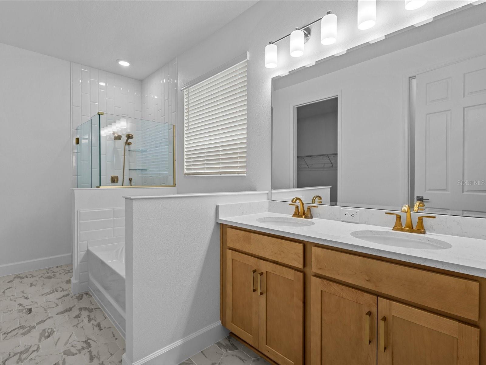 Image 11 of 32 For 8018 Colby Circle