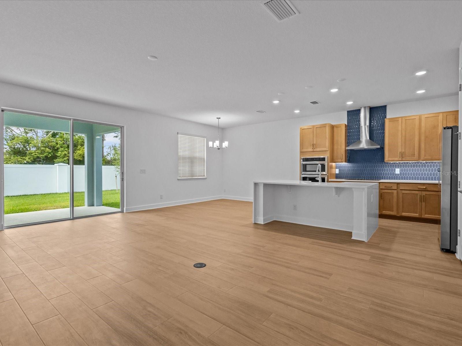 Image 7 of 32 For 8018 Colby Circle