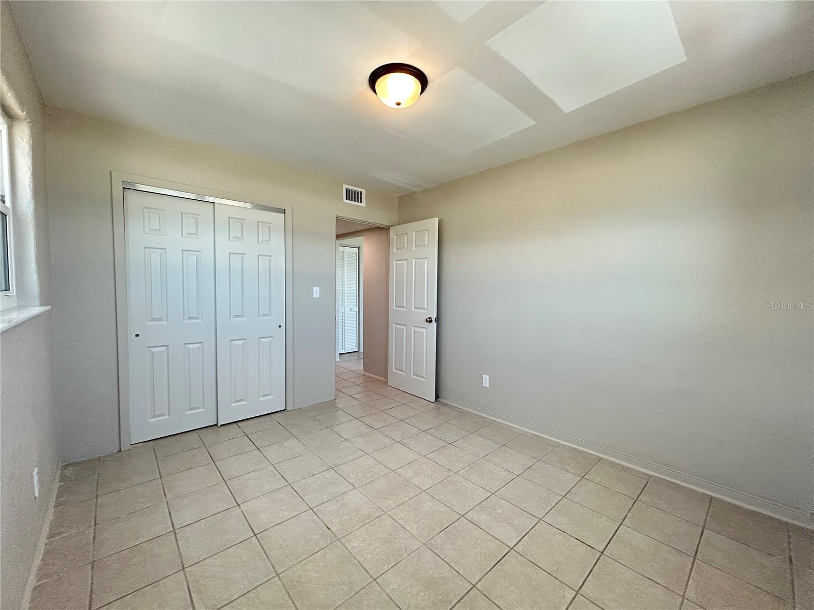Image 10 of 19 For 1740 Ocean Shore Boulevard 201