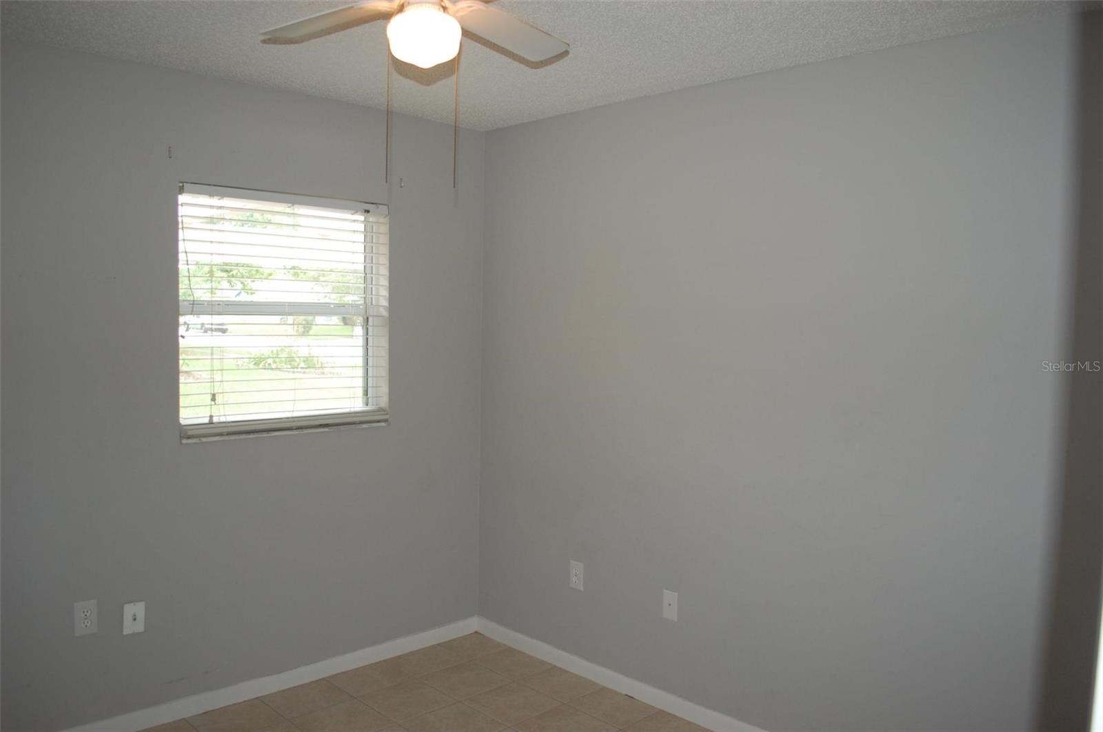 Image 10 of 17 For 2887 Bermuda Avenue
