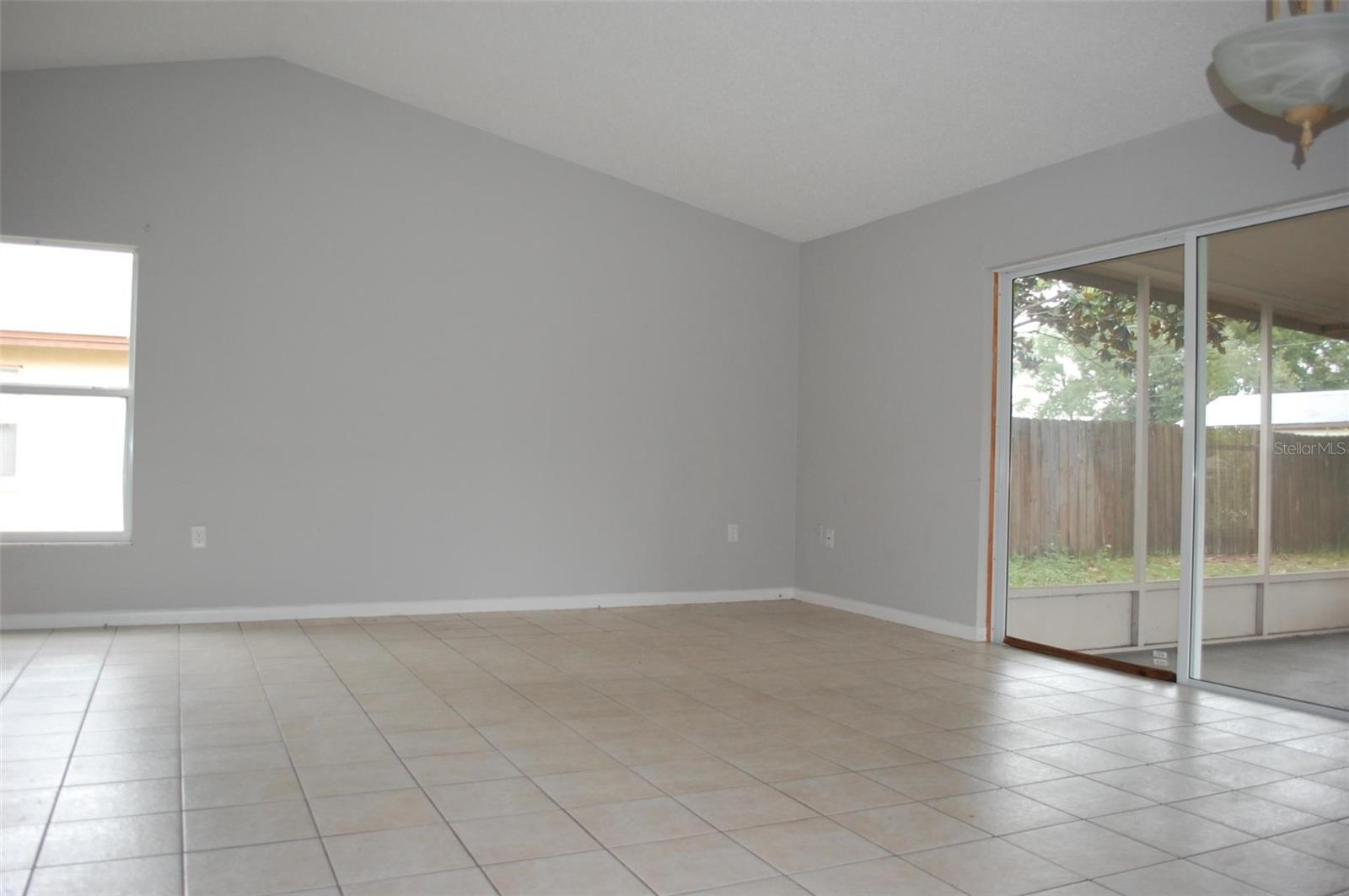 Image 5 of 17 For 2887 Bermuda Avenue