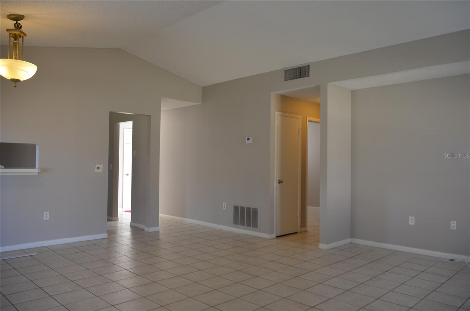 Image 9 of 17 For 2887 Bermuda Avenue