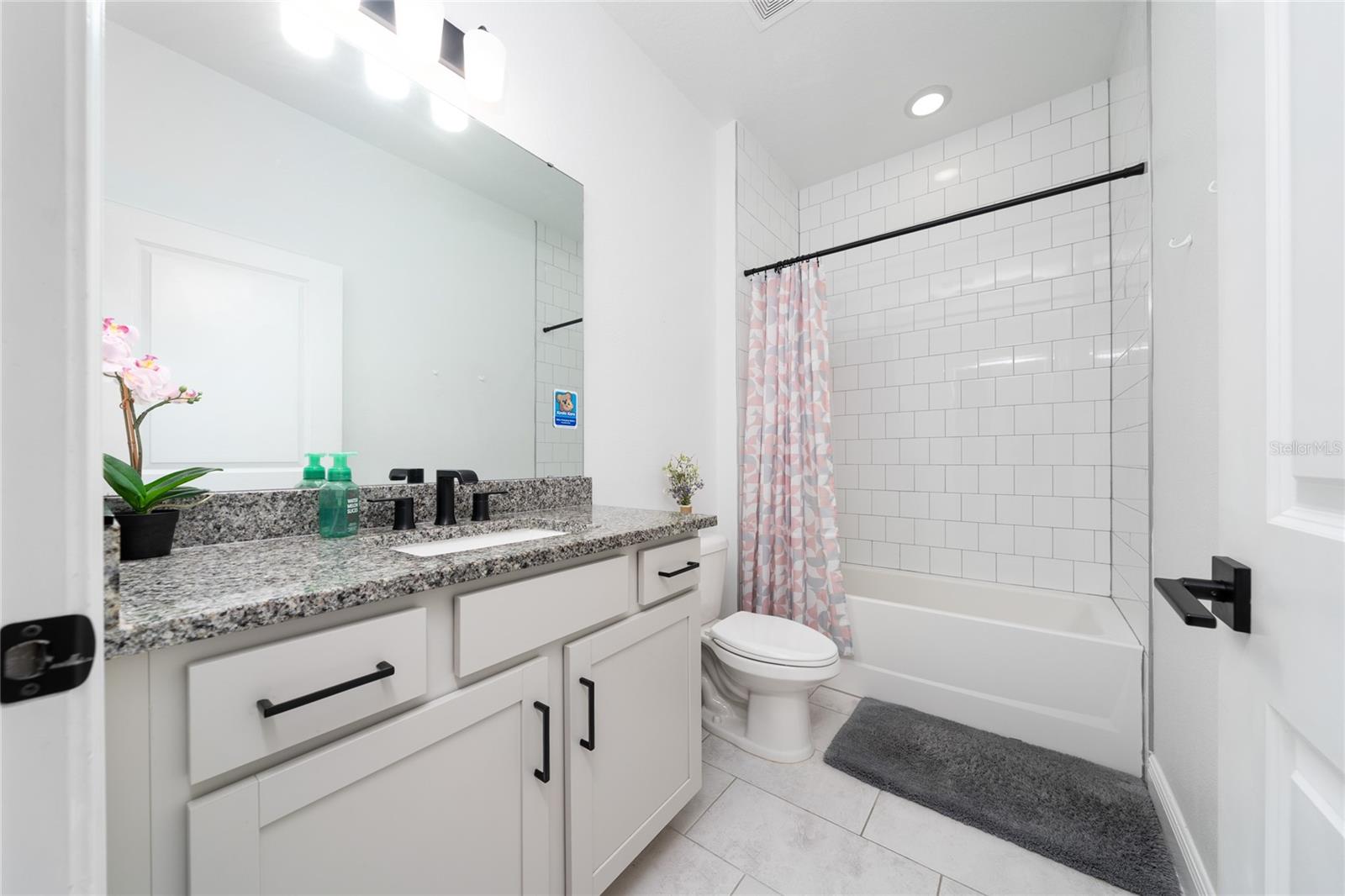 Image 23 of 36 For 2591 Seagirt Way