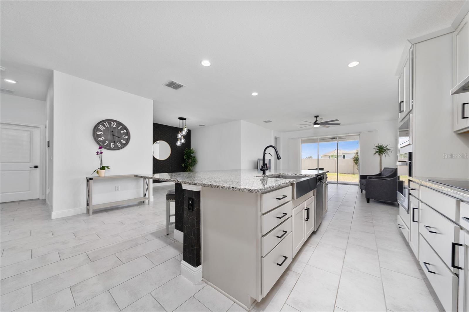 Image 9 of 36 For 2591 Seagirt Way